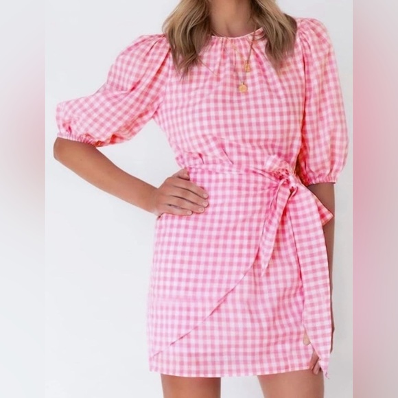 Fashion Dresses & Skirts - NWT Gingham dress